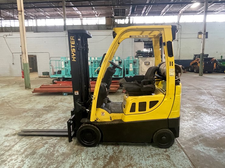 #174-•-2006-hyster-s30-propane-forklift-image-8