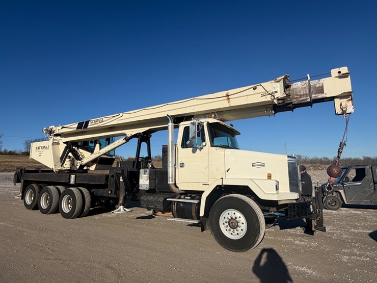 2001-national-1800-image-3