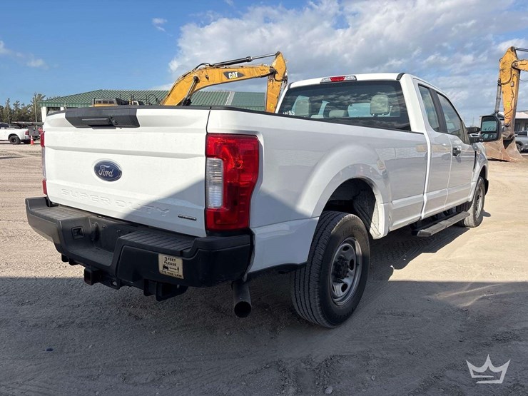 2017-ford-f250-image-4