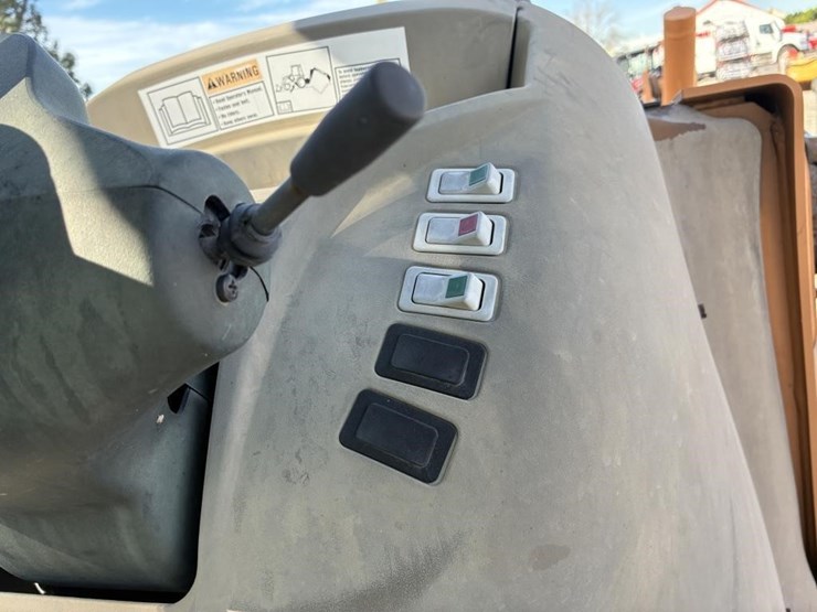 2007-case-580sm-image-21