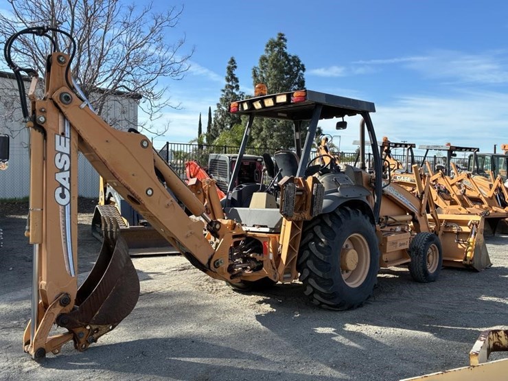 2007-case-580sm-image-3
