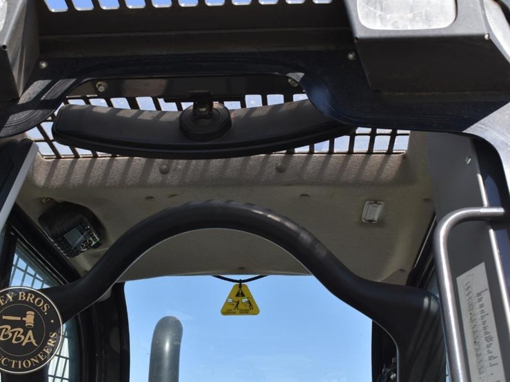 2023-case-tv450b-image-42