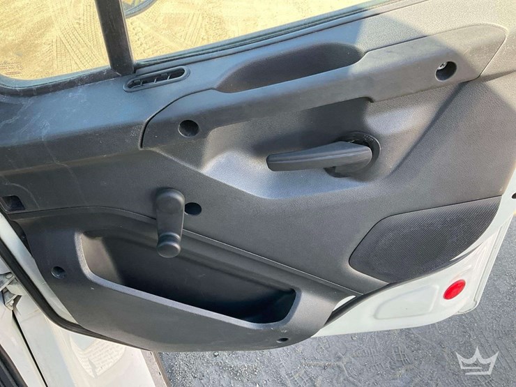 2024-freightliner-m2-106-image-27