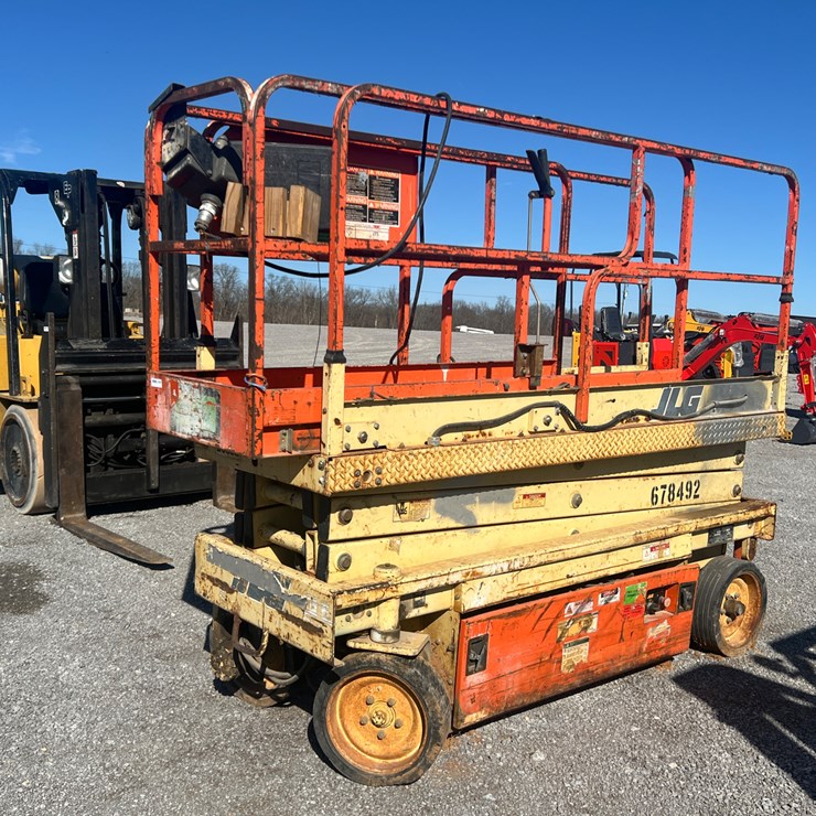 1997 JLG 2033E