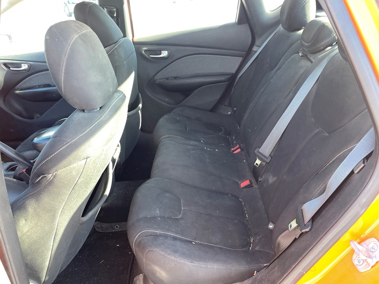 #1520-•-2014-dodge-dart-sxt-(has-mn-title)**no-brakes**must-be-trailered**-image-30