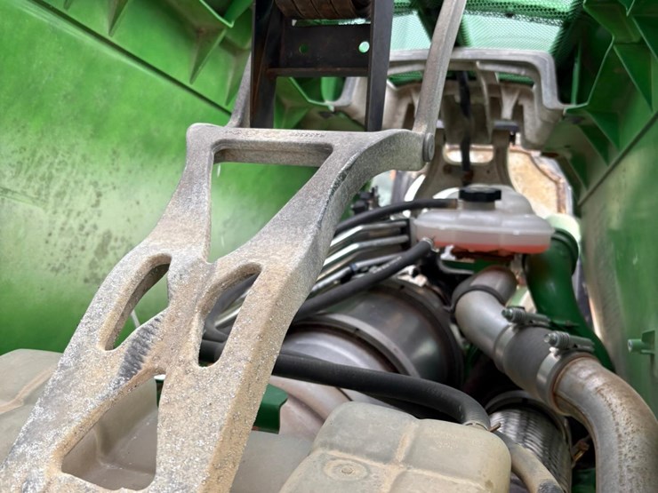 2019-john-deere-r-image-69