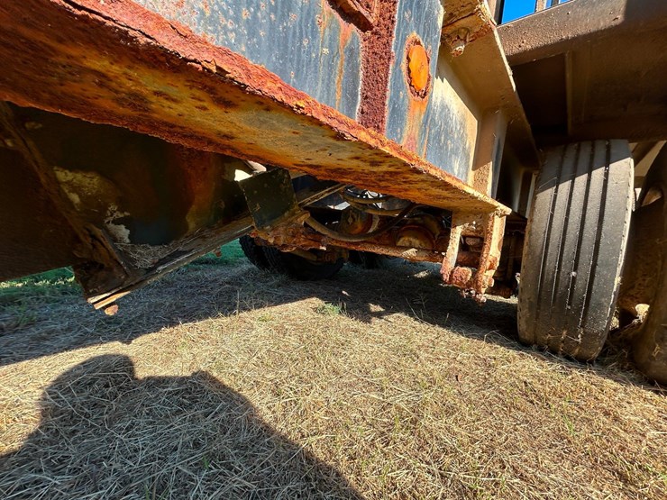 2011-magnolia-trailer-image-20