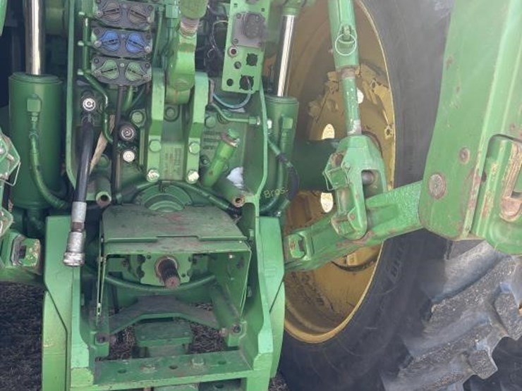 john-deere-8310r-image-10