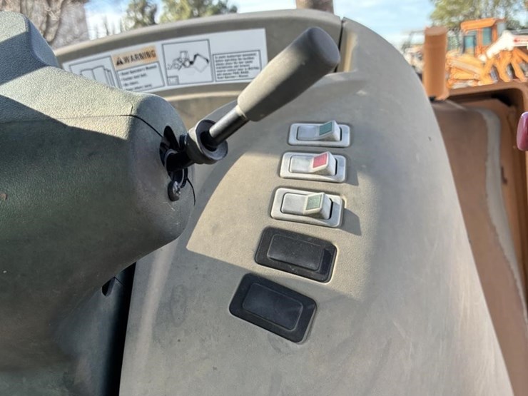 2007-case-580sm-image-24