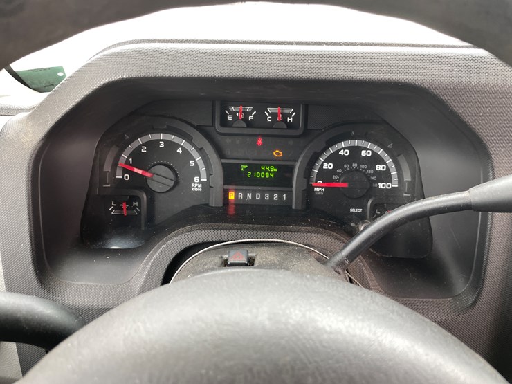 2014-ford-e450-image-36