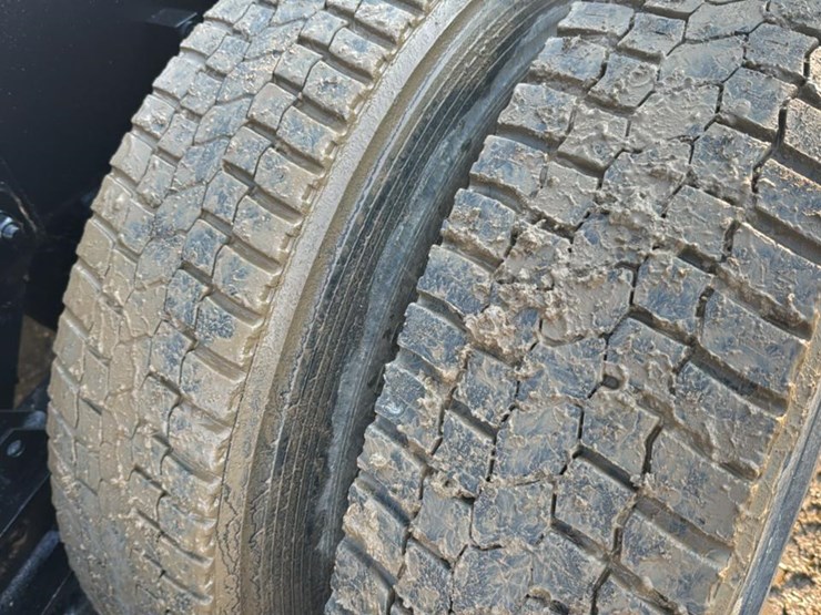 #119-•-2018-kenworth-log-truck-image-29