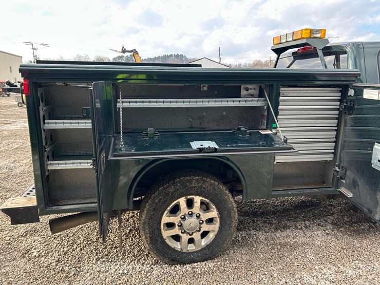 2018-ford-f150-image-17