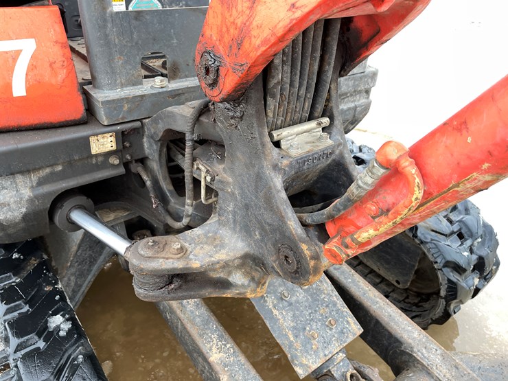 #1010-•-kubota-mini-excavator-image-21