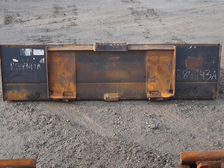 2017-kubota-3800-image-50