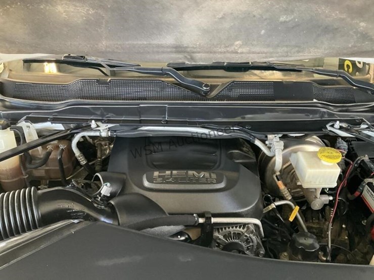 2020-dodge-2500-image-11