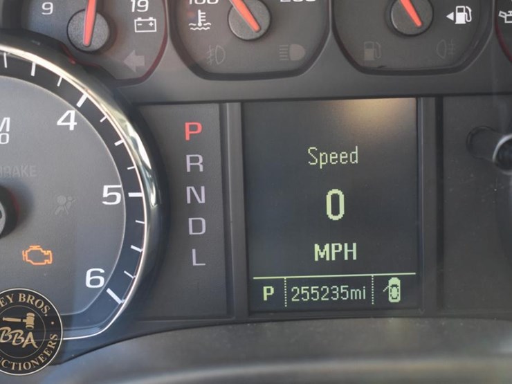 2017-chevrolet-silverado-1500-image-9