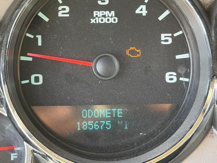 2008-chevrolet-3500-image-11