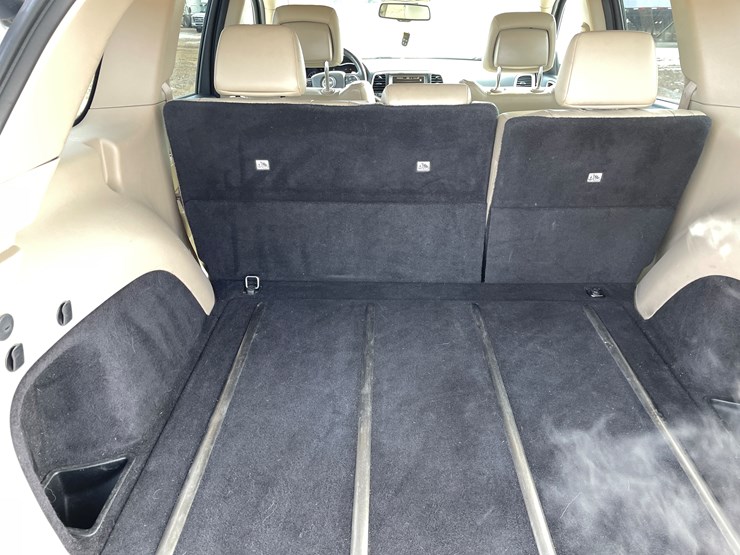 2015-jeep-grand-cherokee-image-12