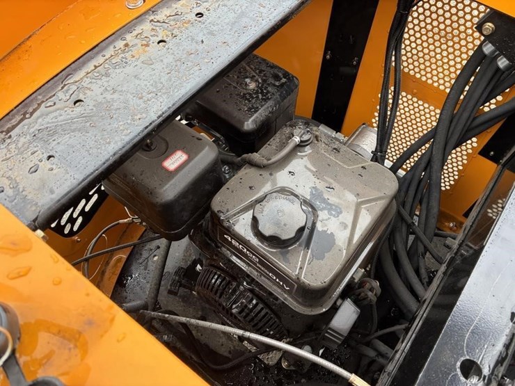 2026-vicsec-v15-hydraulic-excavator-image-13