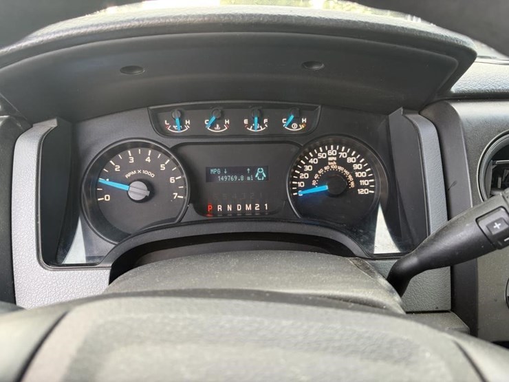 2013-ford-f150-xl-image-14