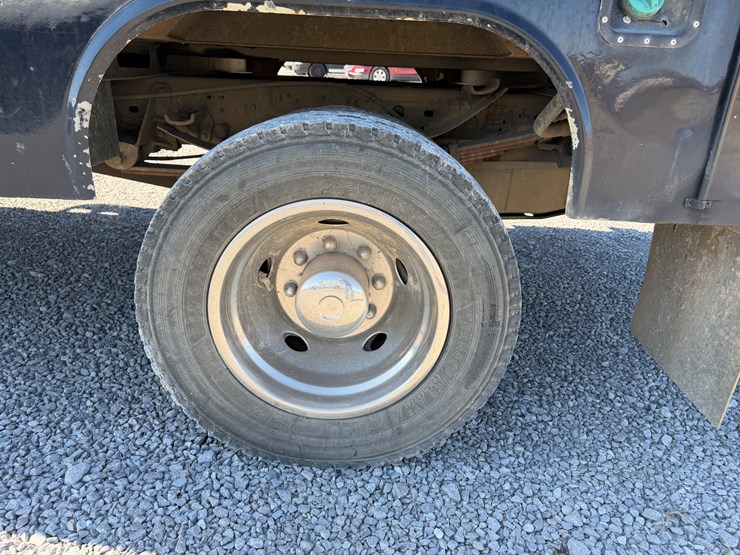 2000-ford-f550-xl-image-7