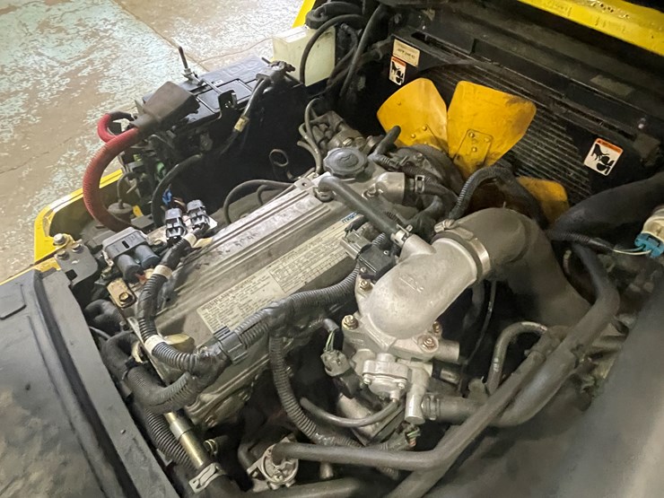 #174-•-2006-hyster-s30-propane-forklift-image-29