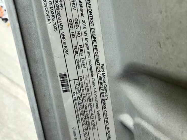 2016-ford-f550-image-8