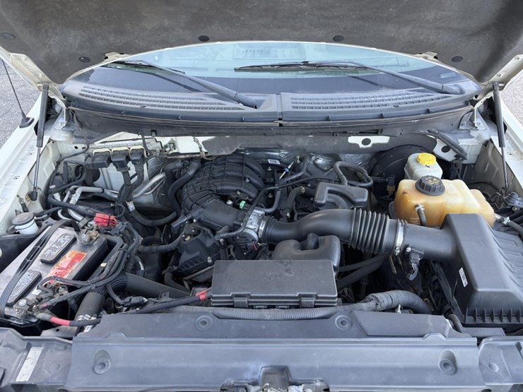 2014-ford-f150-image-16