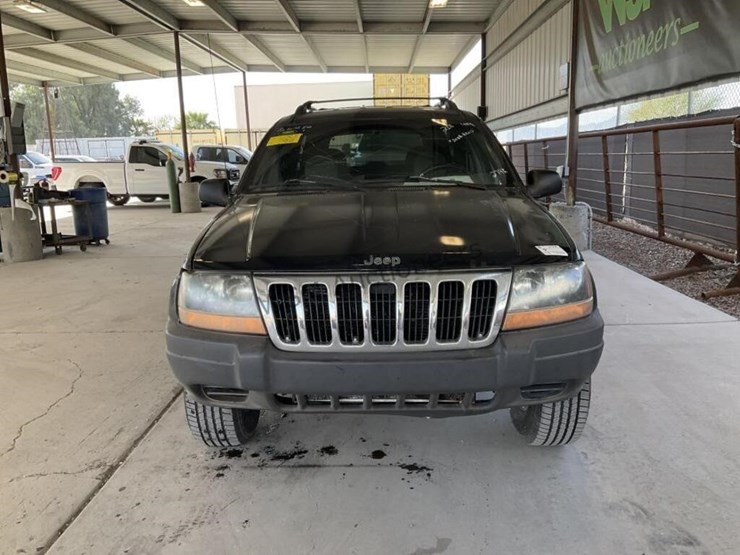 2000-jeep-grand-cherokee-laredo-image-3