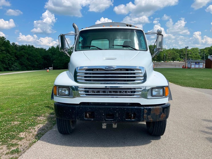 2005-sterling-acterra-image-2