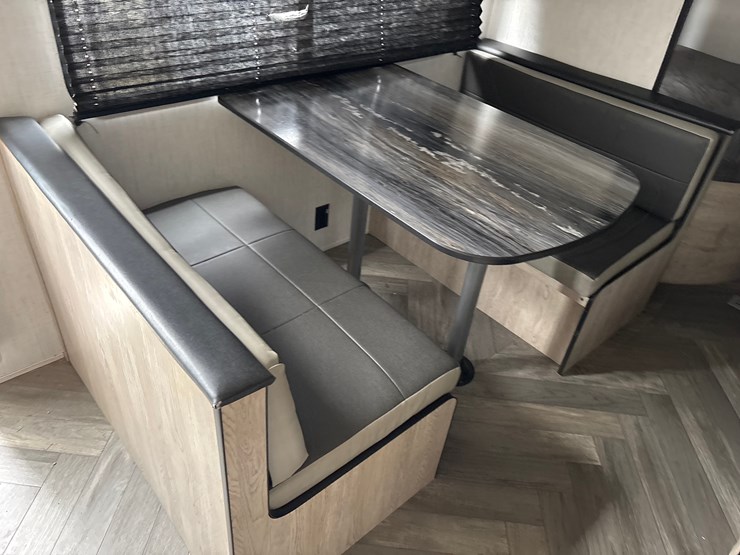 #1312-•-2022-prowler-250bh-image-12