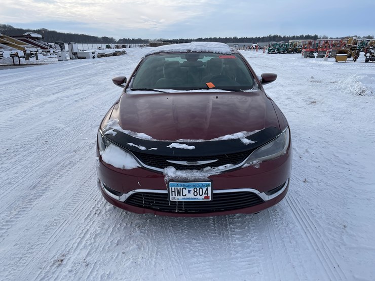 #1524-•-2016-chrysler-200-(has-mn-title)-image-8