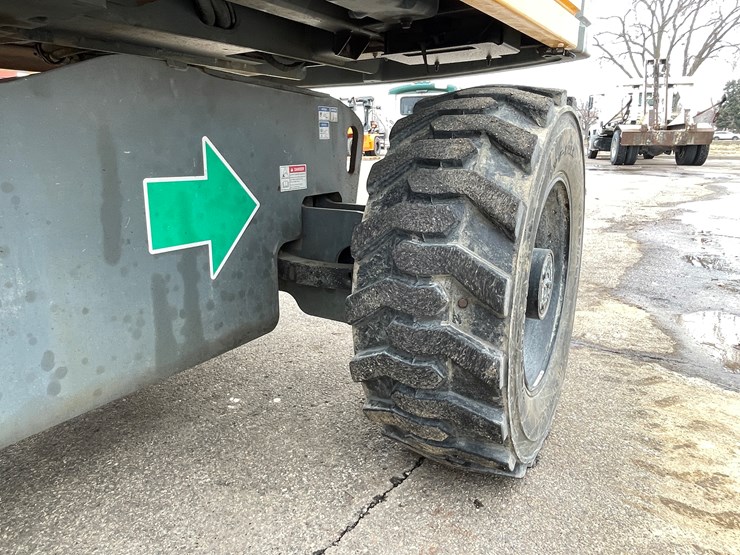 #152-•-2015-haulotte-ht61rt-4x4-telescopic-boom-lift-image-29