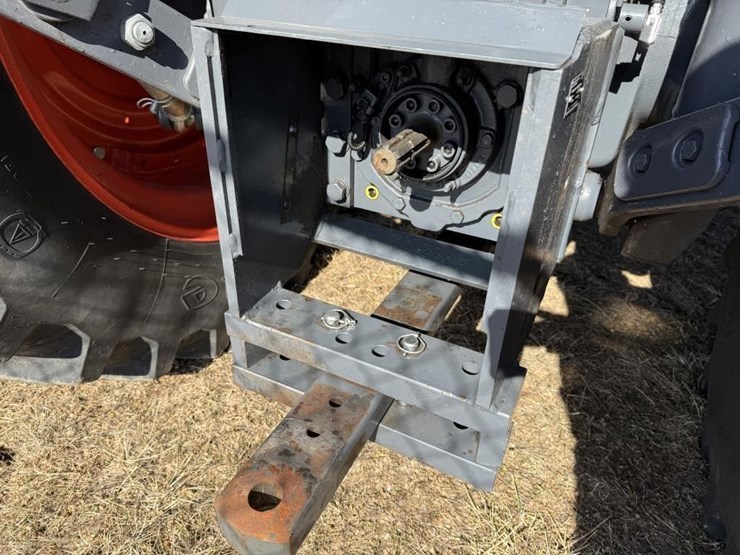 2023-kubota-m7-152-image-10