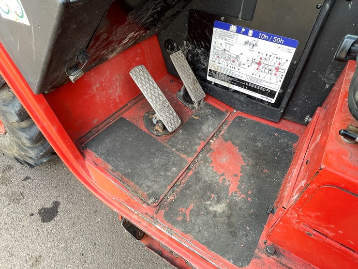 #130-•-2018-skyjack-sj843-telehandler-image-43