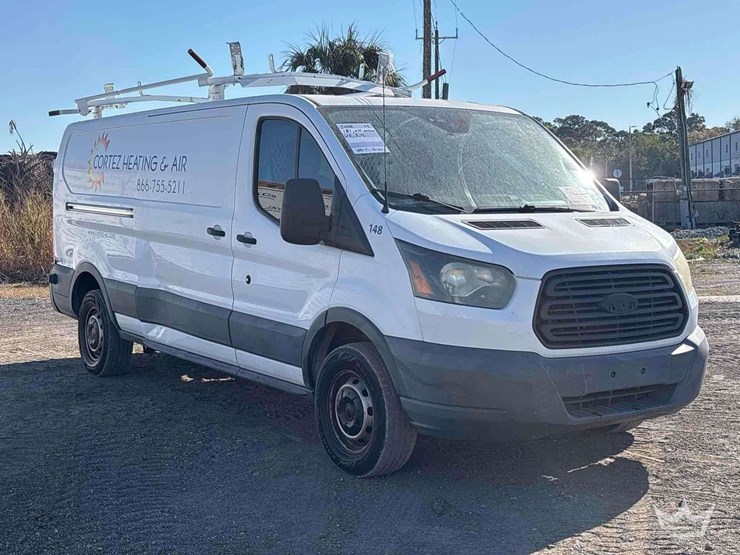 2016-ford-transit-image-2