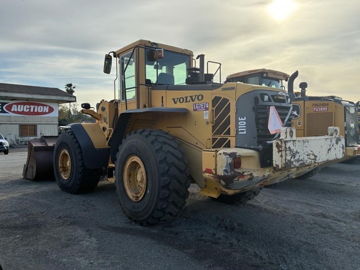 2007-volvo-l11oe-wheel-loader-image-4