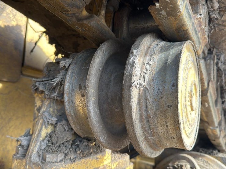 2002-caterpillar-d6r-xw-image-22