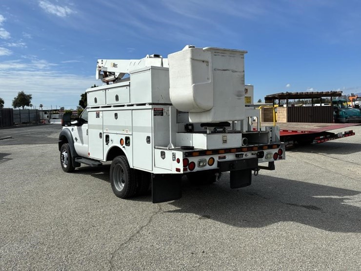 2016-ford-f550-image-4