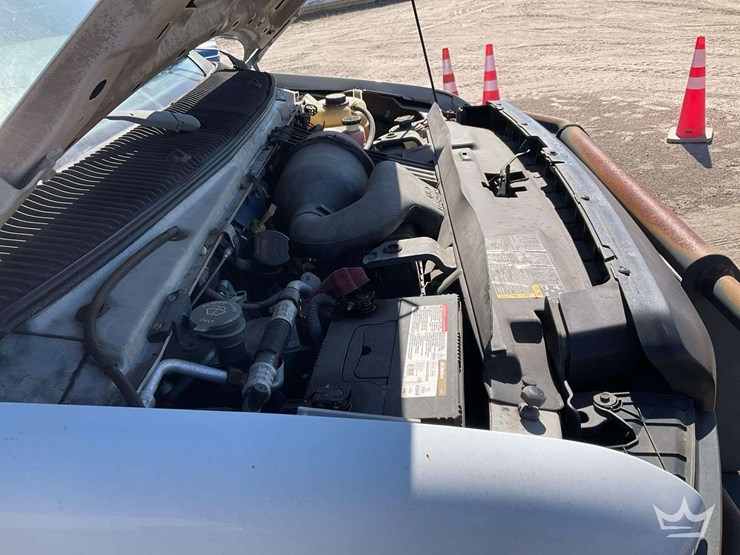 2012-ford-e350-image-8