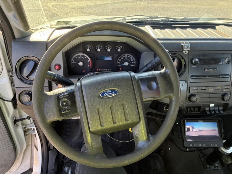 2016-ford-f650-image-11