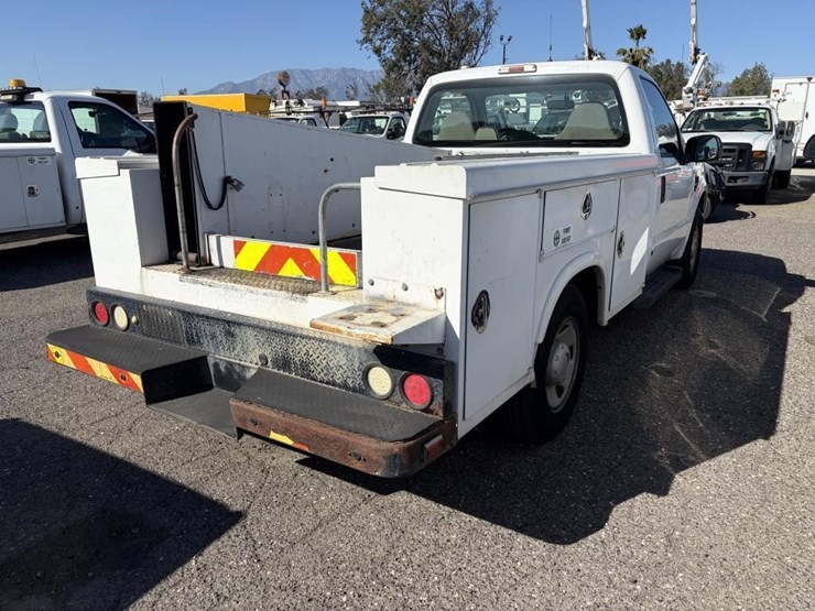 2008-ford-f250-image-3