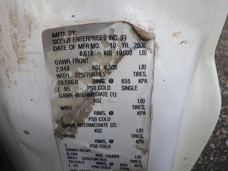 2007-ford-f550-image-37