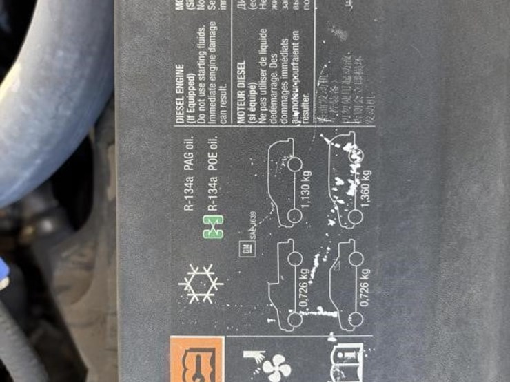 2011-chevrolet-1500-image-21