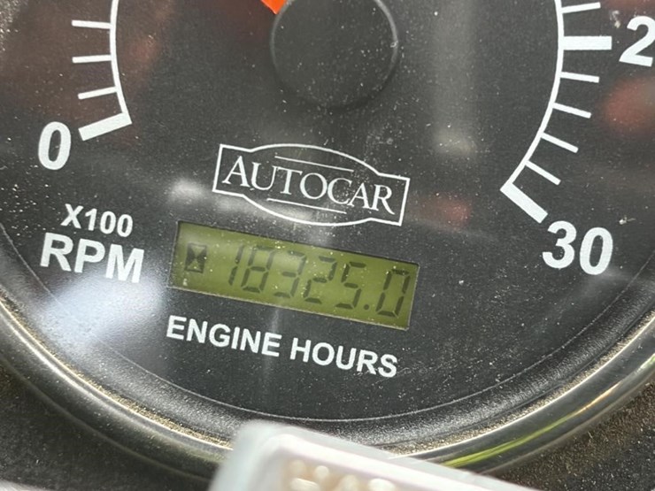 2008-autocar-wxr64-image-17