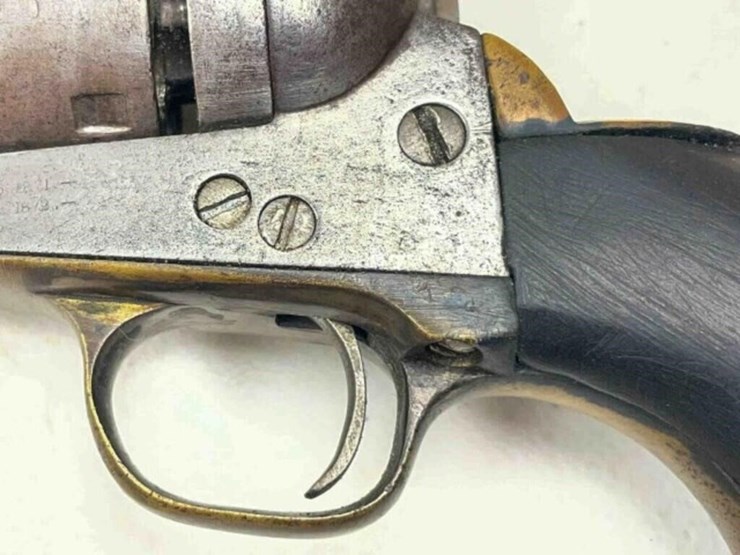 colt-revolver-image-9