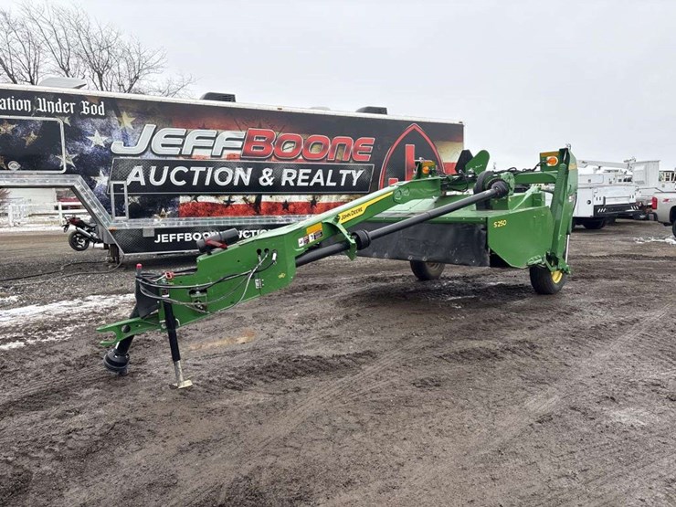 2025-john-deere-s250-image-1