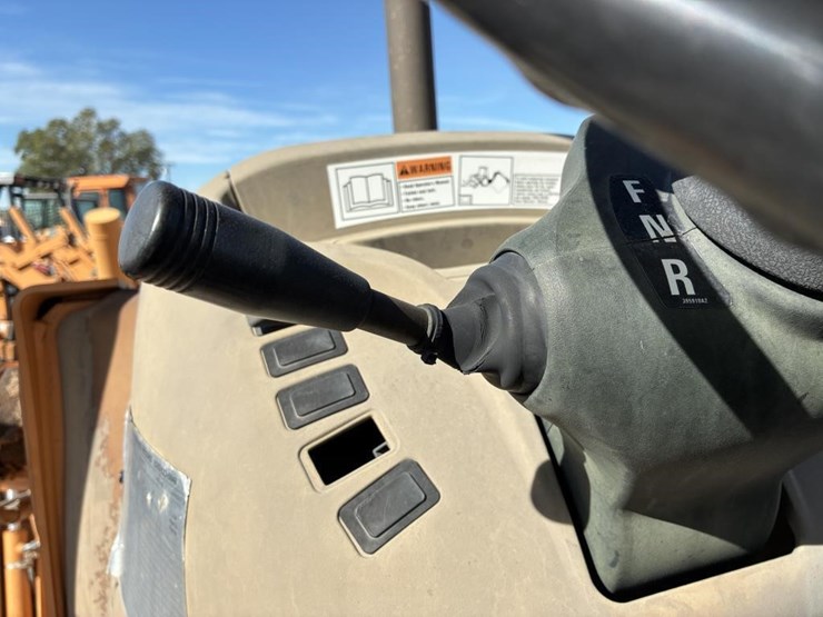 2007-case-580sm-image-23