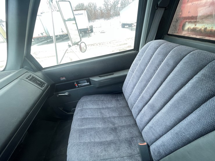 1994-caterpillar-3116-image-23