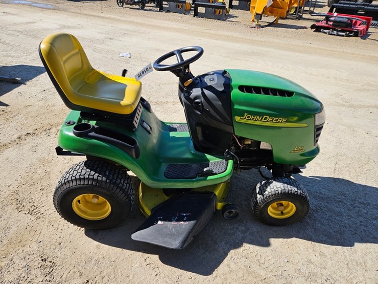 john-deere-l111-image-6